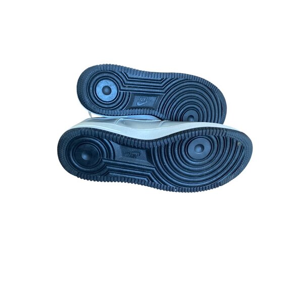 Nike Air Force 1 Metallic Silver Sneakers Size 7 - Picture 5 of 5